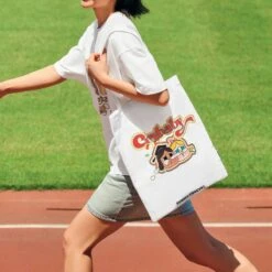 CRYBABY Sunset Concert Series-Shoulder Bag -Strangecat Toys Store 20240617 140803 135234 4 1200x1200