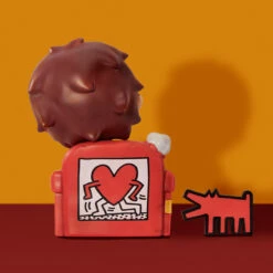 Hirono X Keith Haring Figurine -Strangecat Toys Store 20240717 142752 286750 4 1200x1200
