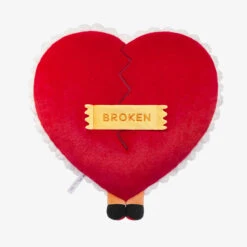 CRYBABY Crying For Love Series-Plush Gift Box -Strangecat Toys Store 20250121 105740 018787 6 1200x1200