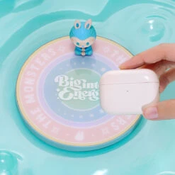 THE MONSTERS Big Into Energy Series-Wireless Charger -Strangecat Toys Store 20250422 171218 085392 5 1200x1200